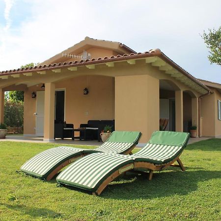Oca Bianca Villa Pescia Romana Luaran gambar