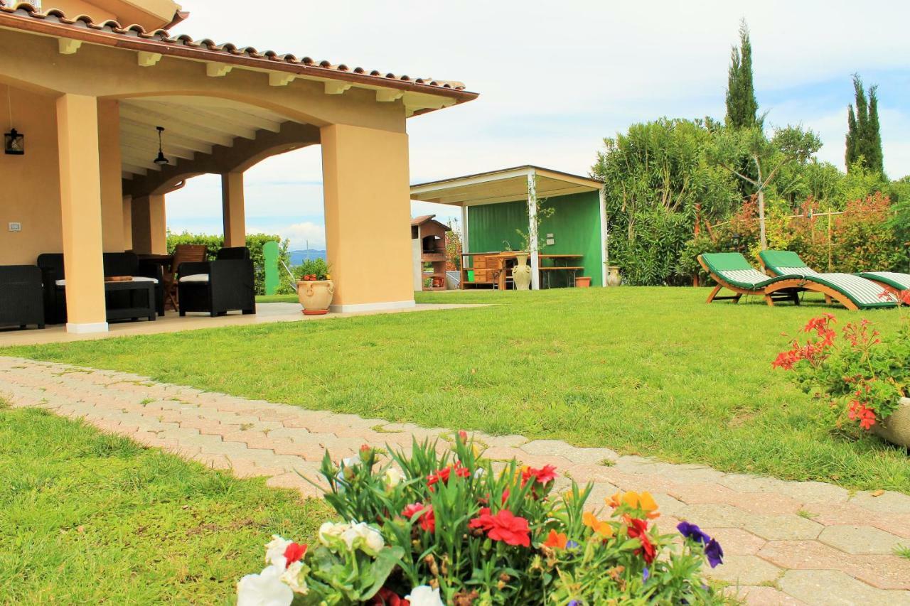 Oca Bianca Villa Pescia Romana Luaran gambar